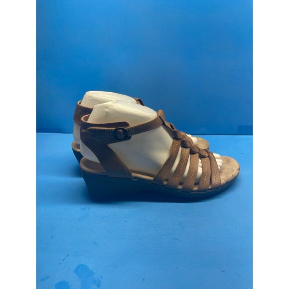 YUU Memory Foam Hilly Tan Ankle Strappy Wedge Sandals Women's Size 8 M - Picture 8 of 13